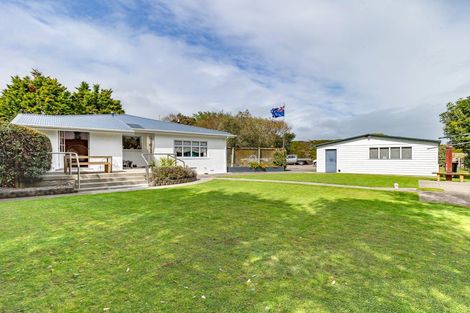Photo of property in 50 Painua Road, Hokio Beach, Levin, 5571