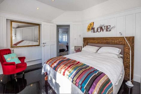 Photo of property in 100 Esplanade, Sumner, Christchurch, 8081