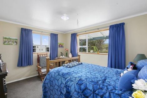 Photo of property in 18 Owen Street, Green Island, Dunedin, 9018