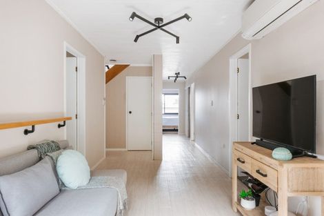 Photo of property in 103b Simpson Road, Papamoa Beach, Papamoa, 3118