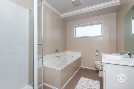 Photo of property in 224 Mark Avenue, Grenada Village, Wellington, 6037