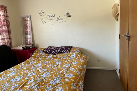 Photo of property in 100a Broderick Road, Johnsonville, Wellington, 6037