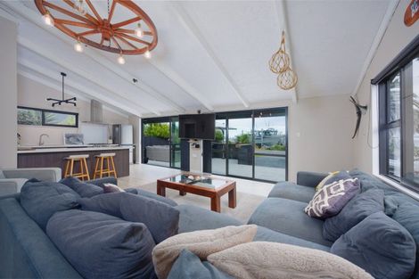 Photo of property in 12 Moa Road, South Bay, Kaikoura, 7300