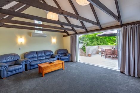 Photo of property in 13 Walton Road, Paraparaumu Beach, Paraparaumu, 5032