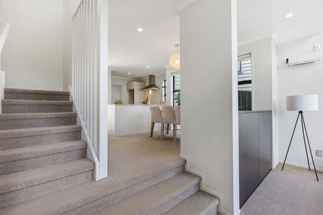 Photo of property in 6 Hirimate Place, Flat Bush, Auckland, 2019