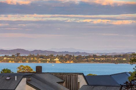 Photo of property in 32 Cockle Bay Road, Cockle Bay, Auckland, 2014