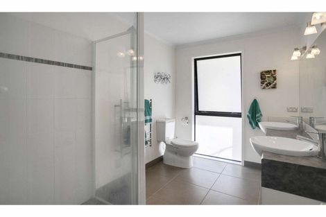 Photo of property in 108 Waitotara Drive, Waipapa, 0230