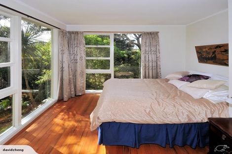 Photo of property in 56 Valley View Road, Glenfield, Auckland, 0629