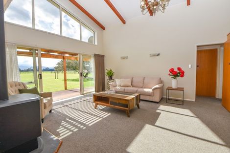 Photo of property in 3341 State Highway 2, Clareville, Carterton, 5713