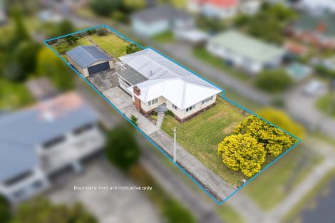 Photo of property in 131 Rathgar Road, Henderson, Auckland, 0610