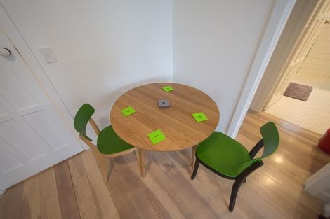 Photo of property in 4/2 Herne Bay Road, Herne Bay, Auckland, 1011