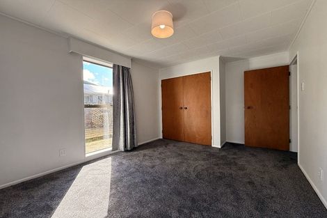 Photo of property in 27a Gemstone Drive, Birchville, Upper Hutt, 5018