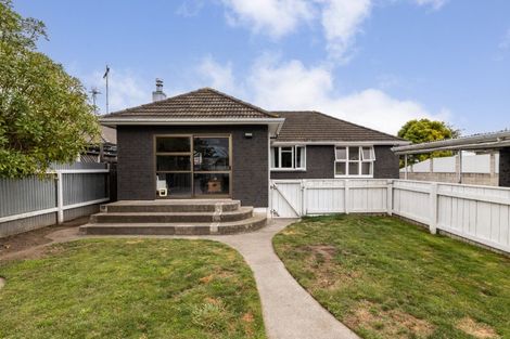 Photo of property in 708 Grove Road, Mayfair, Hastings, 4122