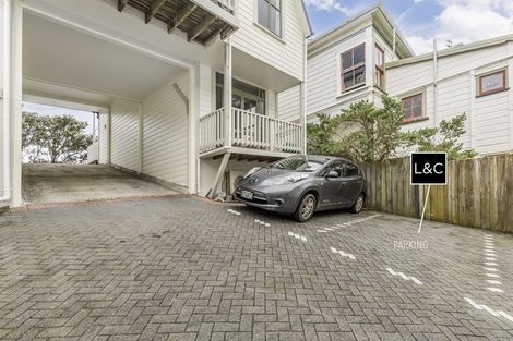 Photo of property in 2/168 Tinakori Road, Thorndon, Wellington, 6011