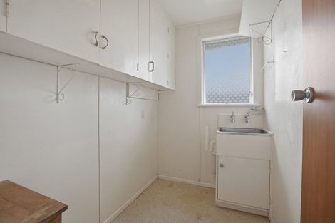 Photo of property in 14 Huatoki Street, Vogeltown, New Plymouth, 4310