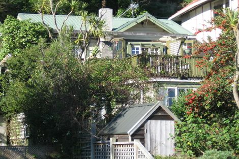 Photo of property in 329 Muritai Road, Eastbourne, Lower Hutt, 5013