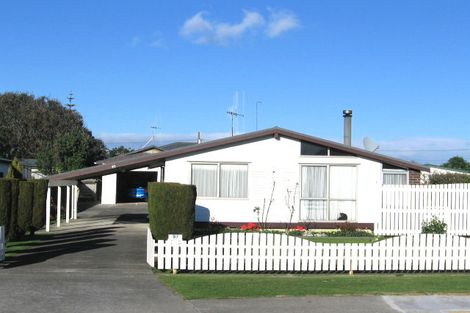 Photo of property in 97 Rangiuru Road, Otaki Beach, Otaki, 5512