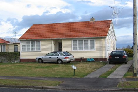 Photo of property in 33 Churchill Avenue, Maeroa, Hamilton, 3200