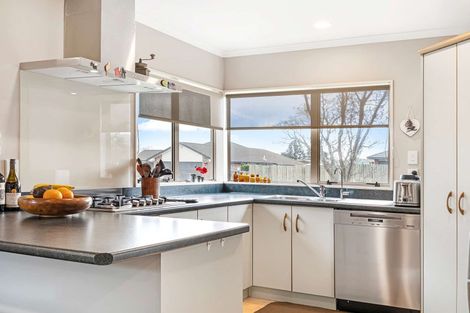 Photo of property in 26 Duggan Drive, Owhata, Rotorua, 3010