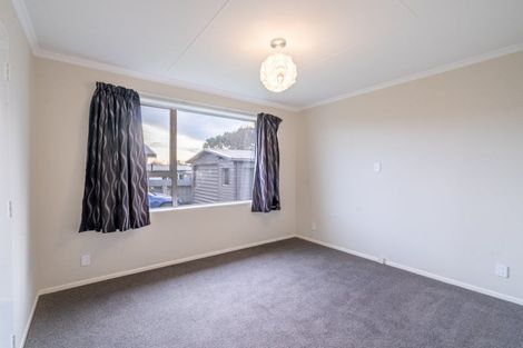 Photo of property in 64 Wye Street, Newfield, Invercargill, 9812