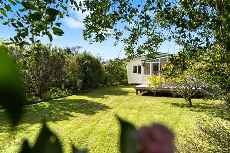 Photo of property in 30 Point Wells Road, Point Wells, Warkworth, 0986