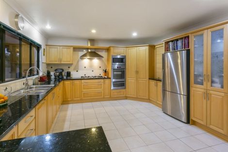 Photo of property in 89 Te Wharau Drive, Greenhithe, Auckland, 0632