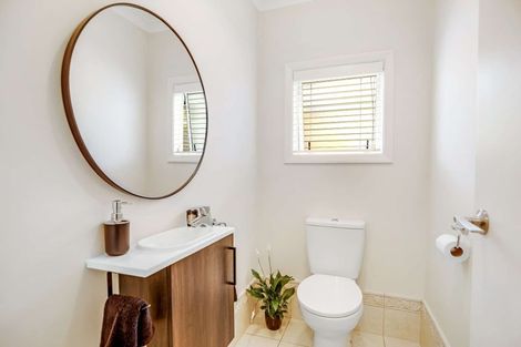 Photo of property in 11 Porritt Street, Saint Johns Hill, Whanganui, 4500