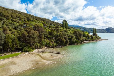 Photo of property in 672 Moetapu Bay Road, Moetapu Bay, Picton, 7282