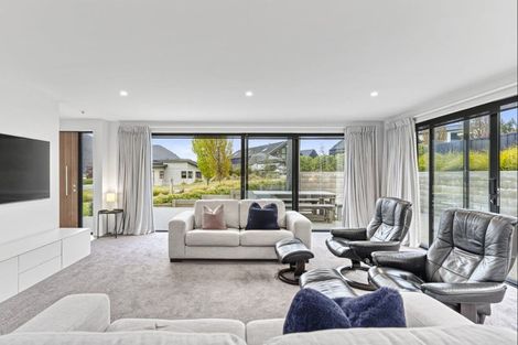 Photo of property in 6 Mills Road, Wanaka, 9305