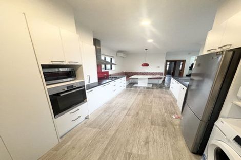 Photo of property in 16 Piko Crescent, Riccarton, Christchurch, 8041