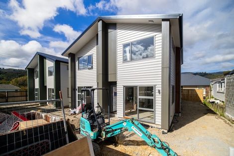 Photo of property in 1 Bledisloe Crescent, Wainuiomata, Lower Hutt, 5014