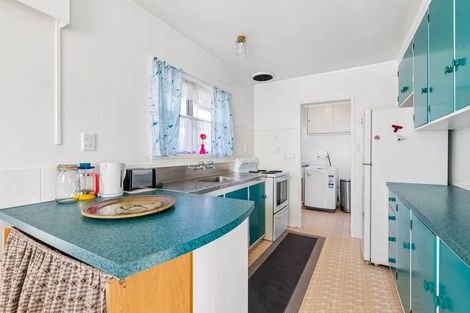Photo of property in 2/39 Ashdown Place, Pahurehure, Papakura, 2113