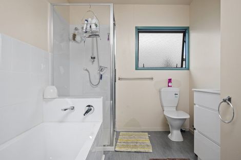 Photo of property in 80b Victoria Street, Pukekohe, 2120