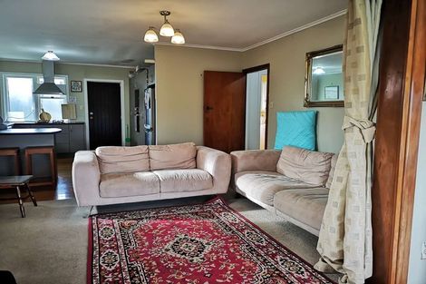 Photo of property in 2/134 Forrest Road, Milford, Auckland, 0620