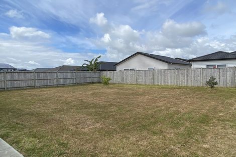 Photo of property in 6 Appaloosa Street, Karaka, Papakura, 2113