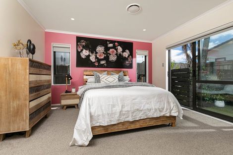 Photo of property in 469a Swanson Road, Ranui, Auckland, 0612