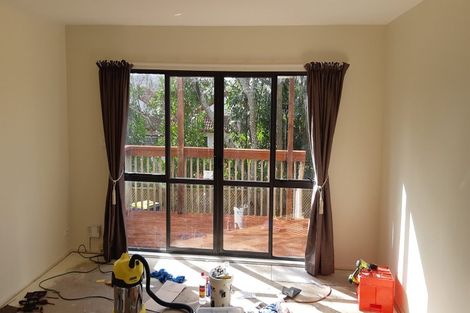 Photo of property in 6/44 Fields Parade, Oteha, Auckland, 0632