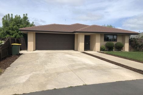 Photo of property in 16 Monet Vale, Rolleston, 7614