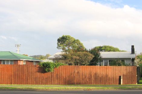 Photo of property in 394 West Coast Road, Glen Eden, Auckland, 0602