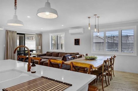 Photo of property in 8 The Terrace, Bell Block, New Plymouth, 4312