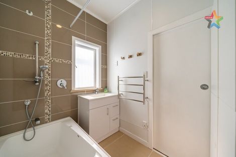 Photo of property in 2 Hildreth Street, Karori, Wellington, 6012