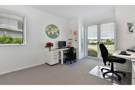Photo of property in 6 Onekura Street, Red Beach, 0932