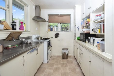 Photo of property in 15 Puriri Crescent, Hillcrest, Rotorua, 3015