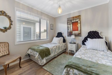 Photo of property in 39 Seagrass Place, Otaki Beach, Otaki, 5512