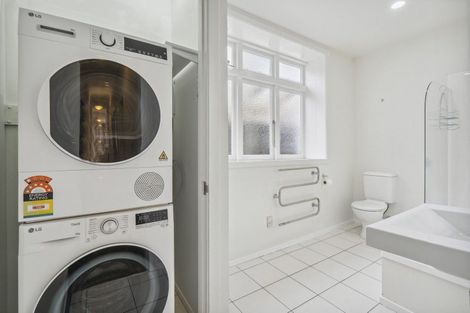 Photo of property in 24 Charlotte Avenue, Brooklyn, Wellington, 6021