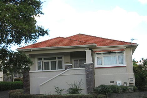 Photo of property in 31 Weston Avenue, Mount Albert, Auckland, 1025