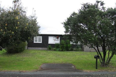 Photo of property in 9 St Anne Place, Omaha, 0986