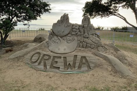 Photo of property in 40 Lakeside Drive, Orewa, 0931