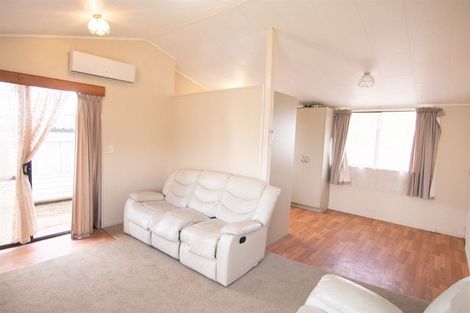 Photo of property in 1/45 Dominion Road, Papakura, 2110