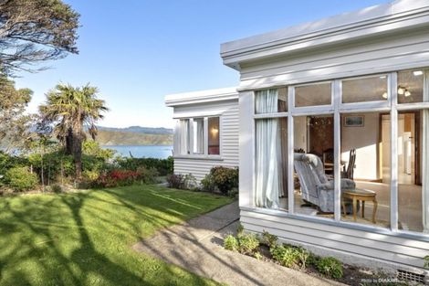 Photo of property in 162 Seatoun Heights Road, Seatoun, Wellington, 6022